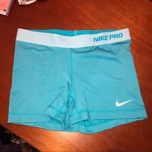Nike pro